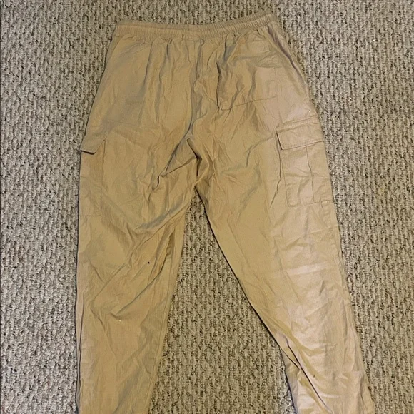 Adidas Beige Cargo Pants - Picture 3 of 3